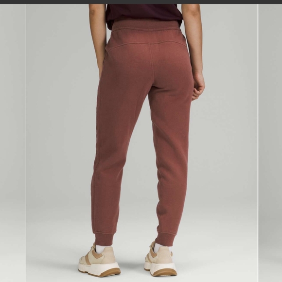 lululemon athletica Pants - Lululemon Scuba High-Rise Jogger Smoky Red